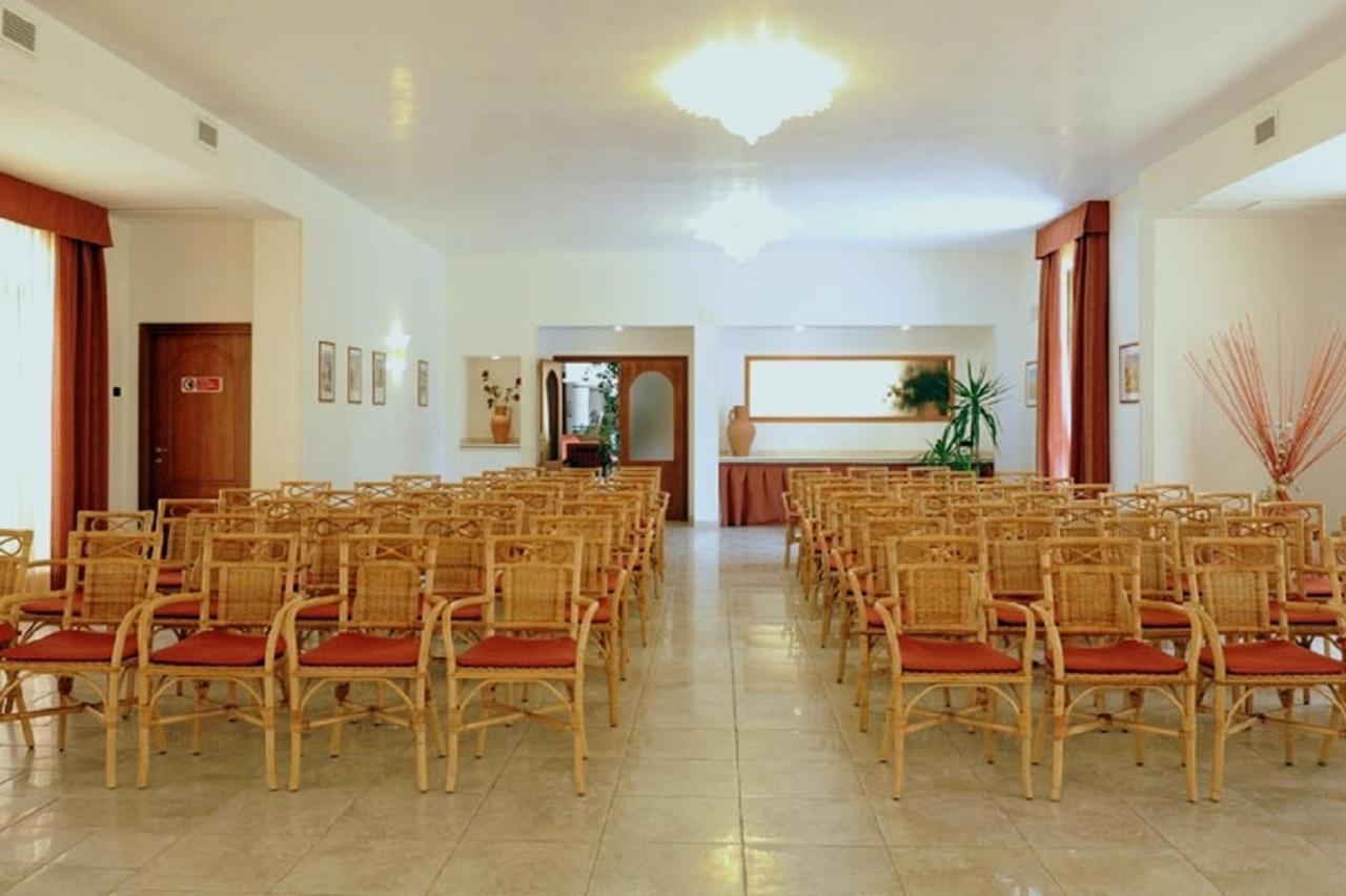 Hotel Villa Rosa Martina Franca Exterior photo
