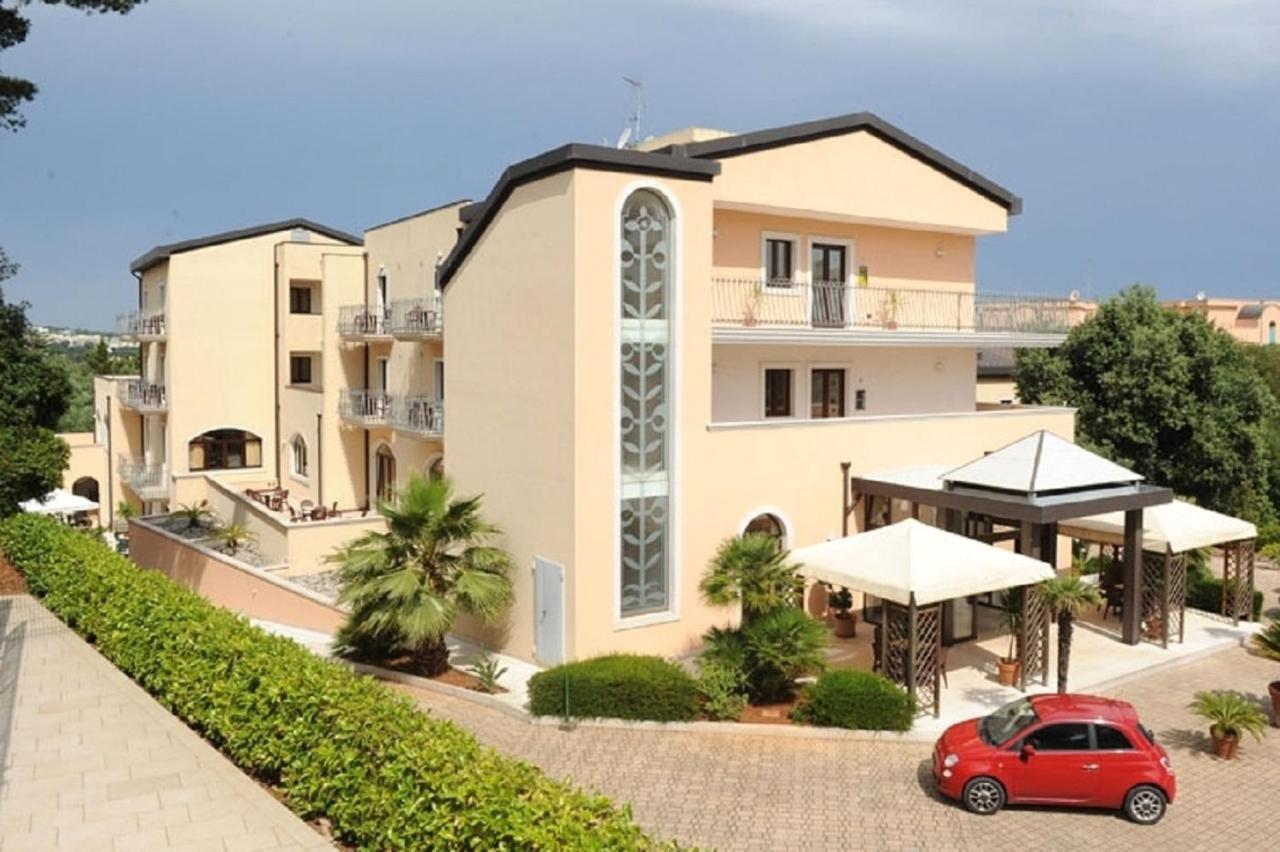 Hotel Villa Rosa Martina Franca Exterior photo