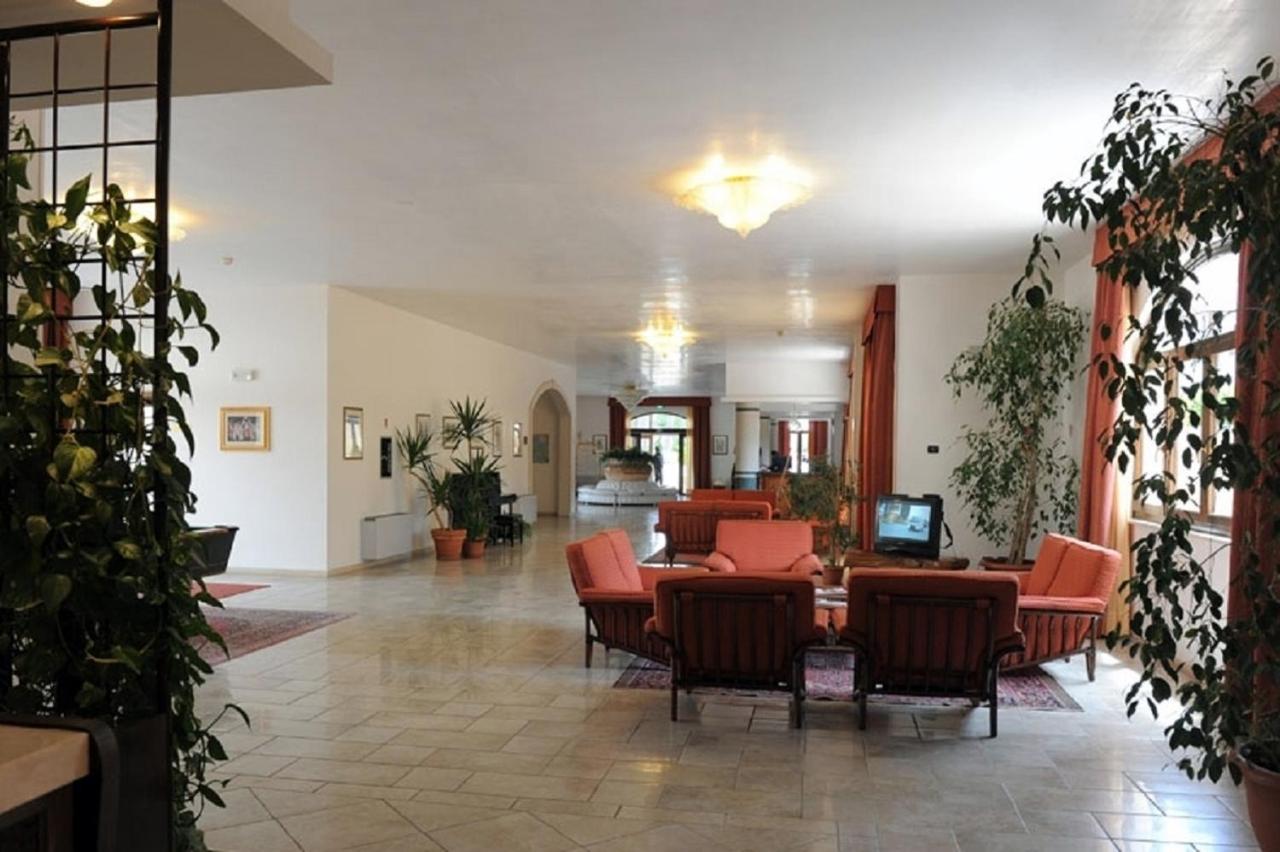 Hotel Villa Rosa Martina Franca Exterior photo