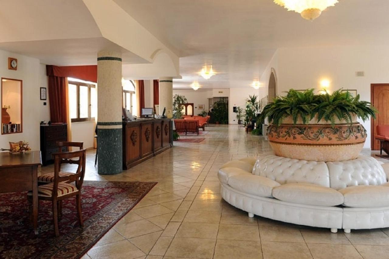 Hotel Villa Rosa Martina Franca Exterior photo